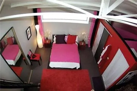 D'hotes Le Poteau Rose Bed & Breakfast