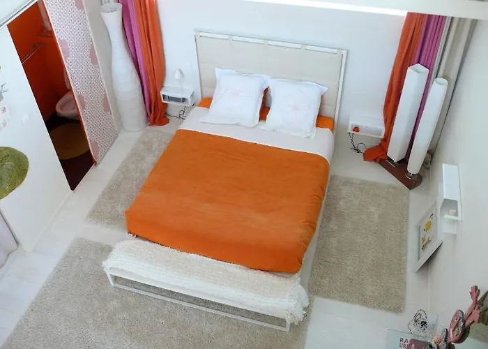 D'hotes Le Poteau Rose Bed and breakfast *