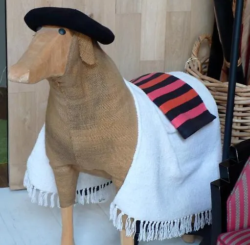 D'hotes Le Poteau Rose Bed and breakfast *