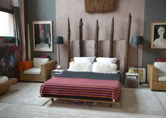 D'hotes Le Poteau Rose Bed and breakfast